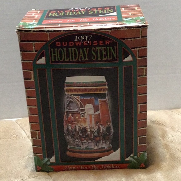 Budweiser Stein “Home for the Holidays” 1997 - Picture 1 of 13